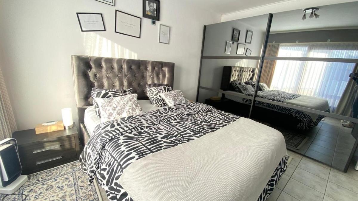 Lejlighed Strelitzyahouse *