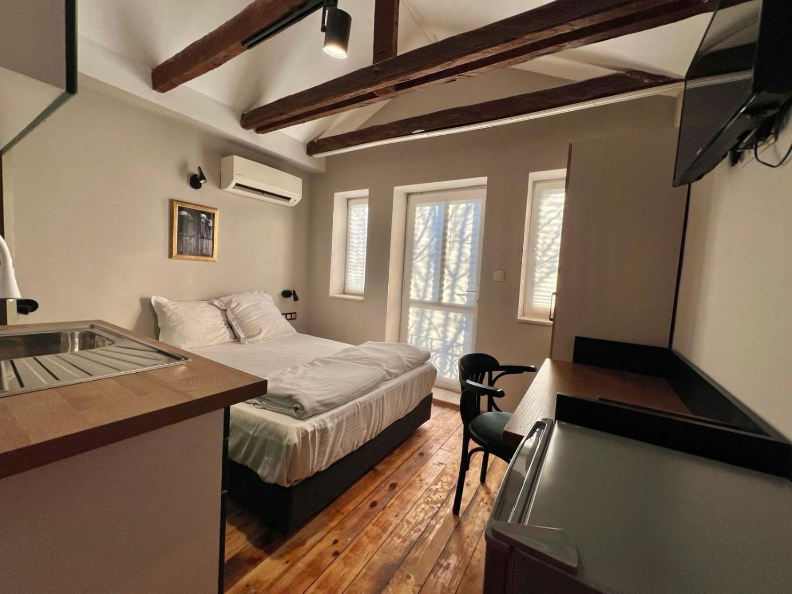Apartment Station 1 Bed *