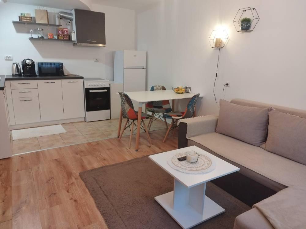 Station 1 Bed Apartment