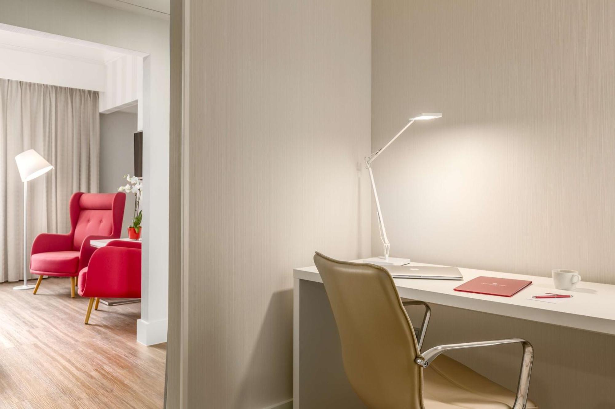 Hotel Nh Collection Centre 4*