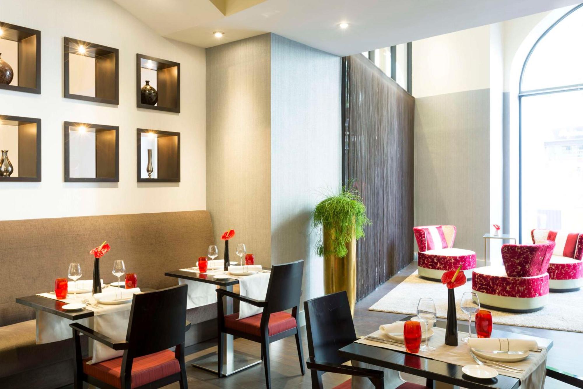 Nh Collection Centre Hotel 4*