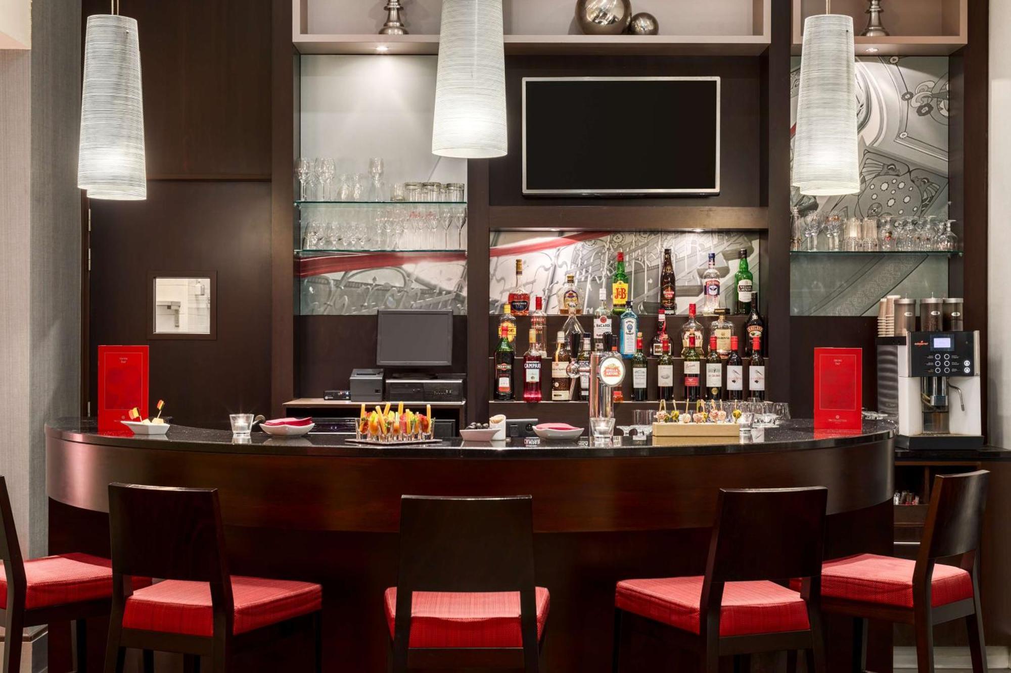 Hotel Nh Collection Centre 4*