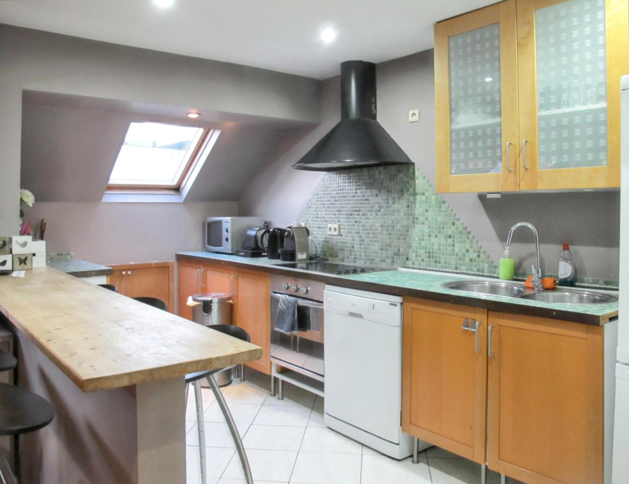Spacious With View In 100 M² + Terrace Apartment Brüssel