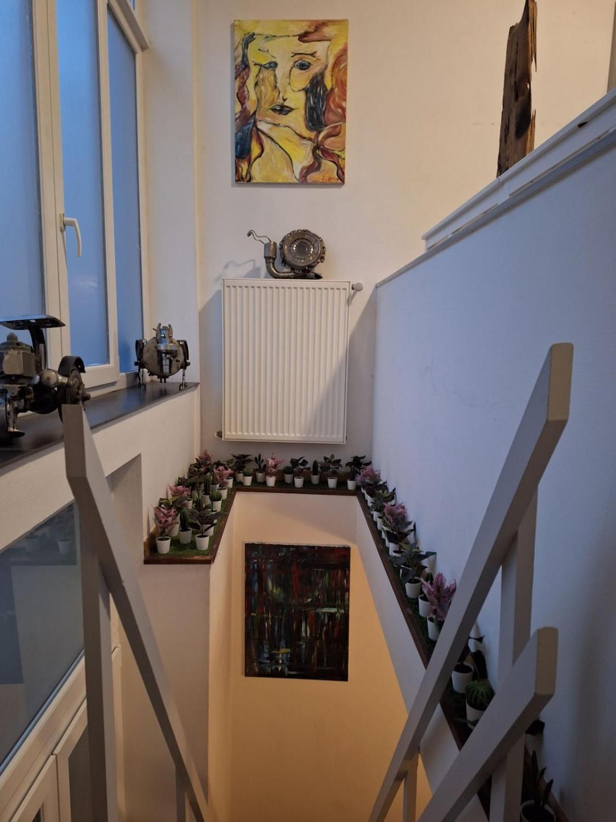 Alicia's Duplex European Quarter Appartement