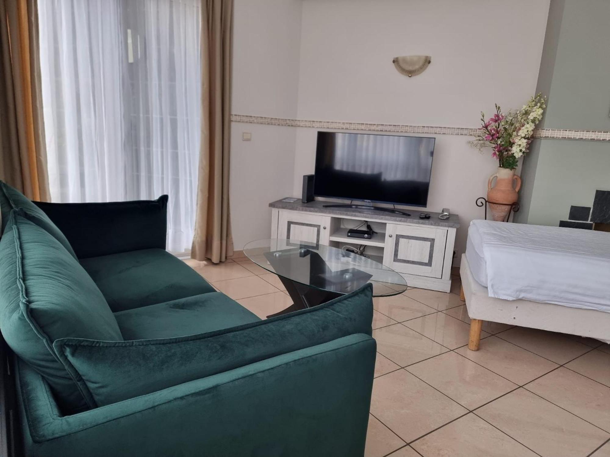 Aparthotel Bara Midi