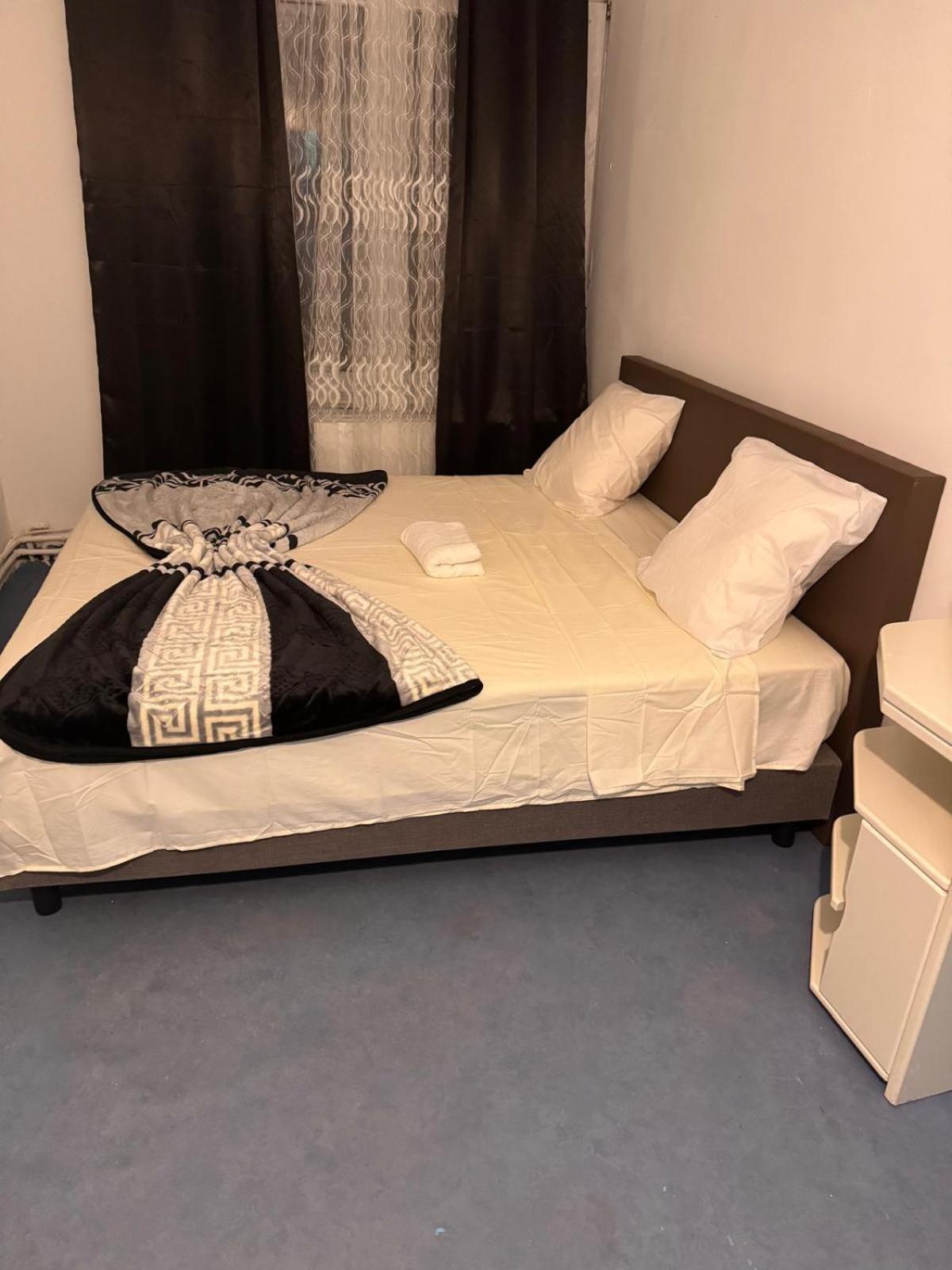 Confort Gare De L'ouest, Troisiemes Etages Appartement
