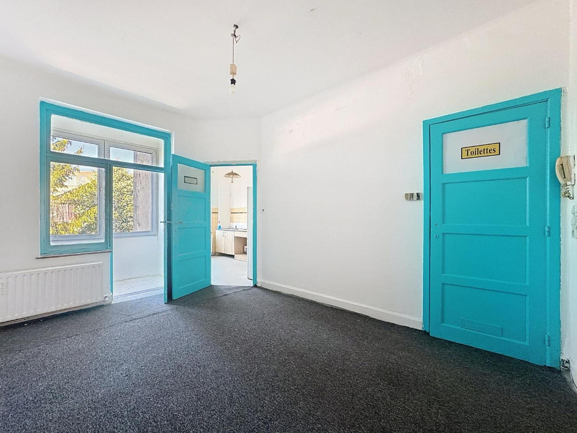 Appartement Confort Gare De L'ouest, Troisiemes Etages *
