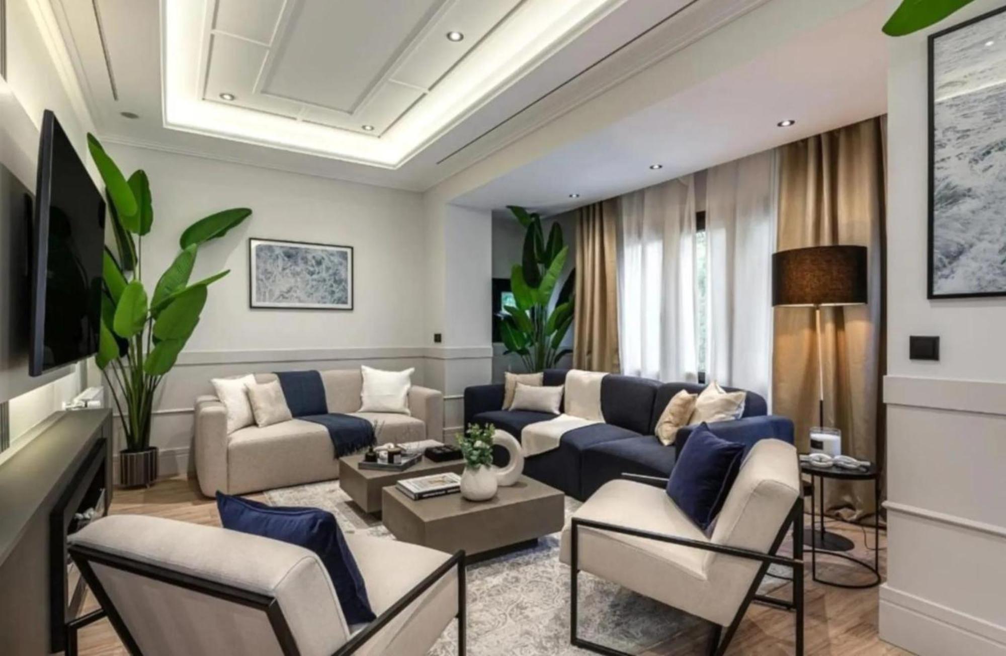 The Center - Lopider Appartement *