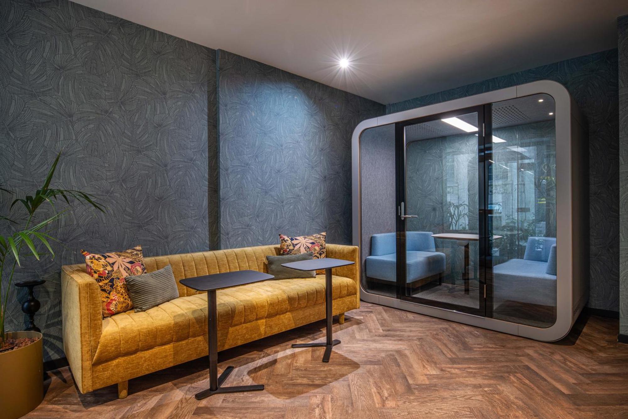 Numa Brussels Royal Galleries Aparthotel 4*