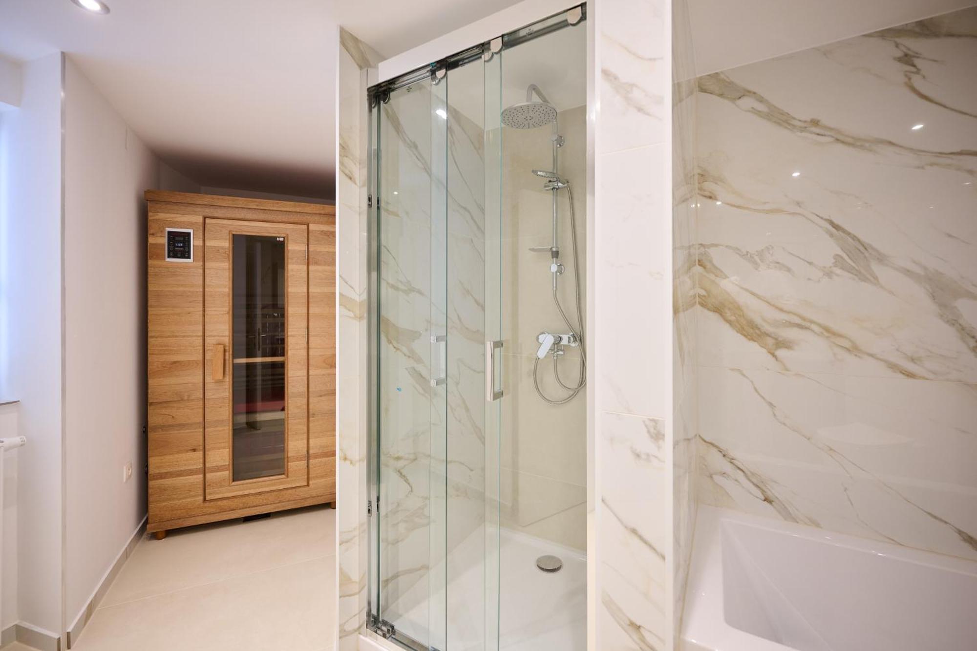 Toison D'or & Sauna Appartement *