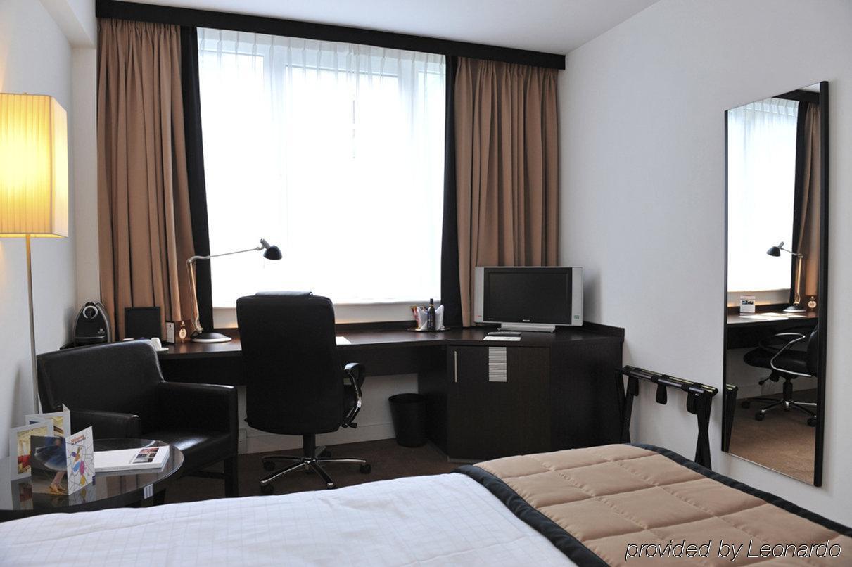 Progress Hotel 4*