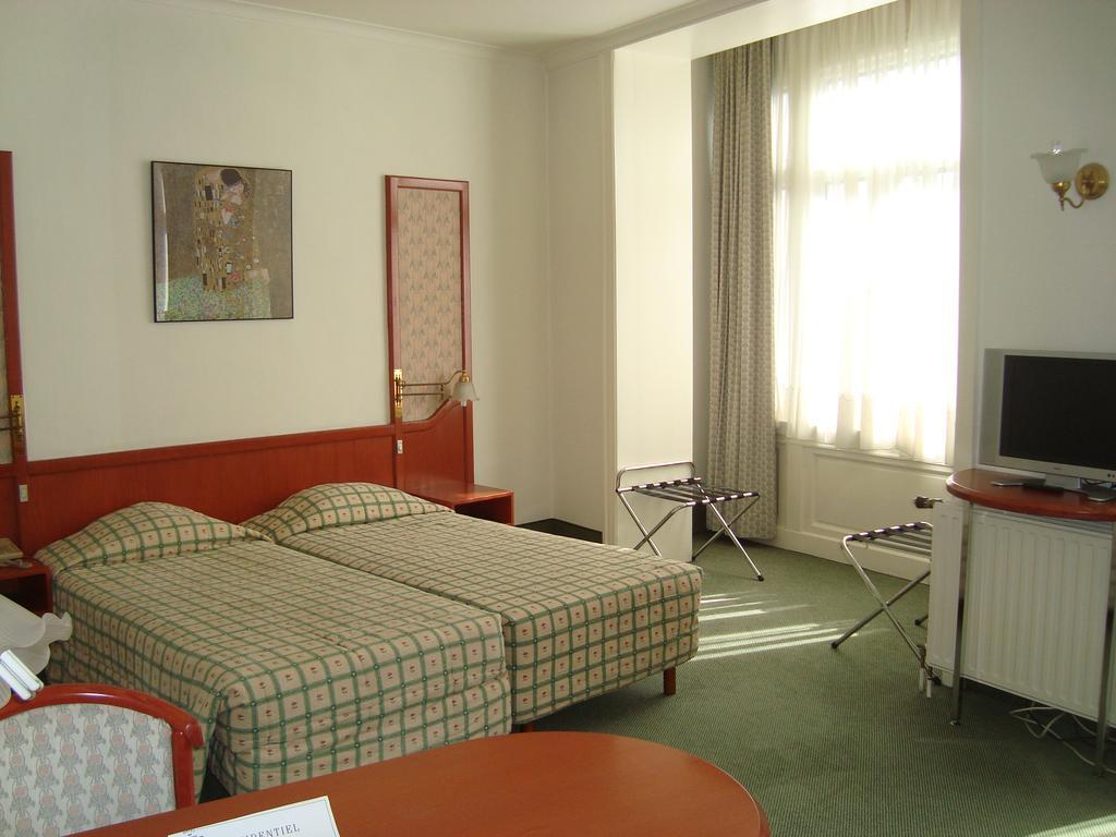 Le Dome 3*