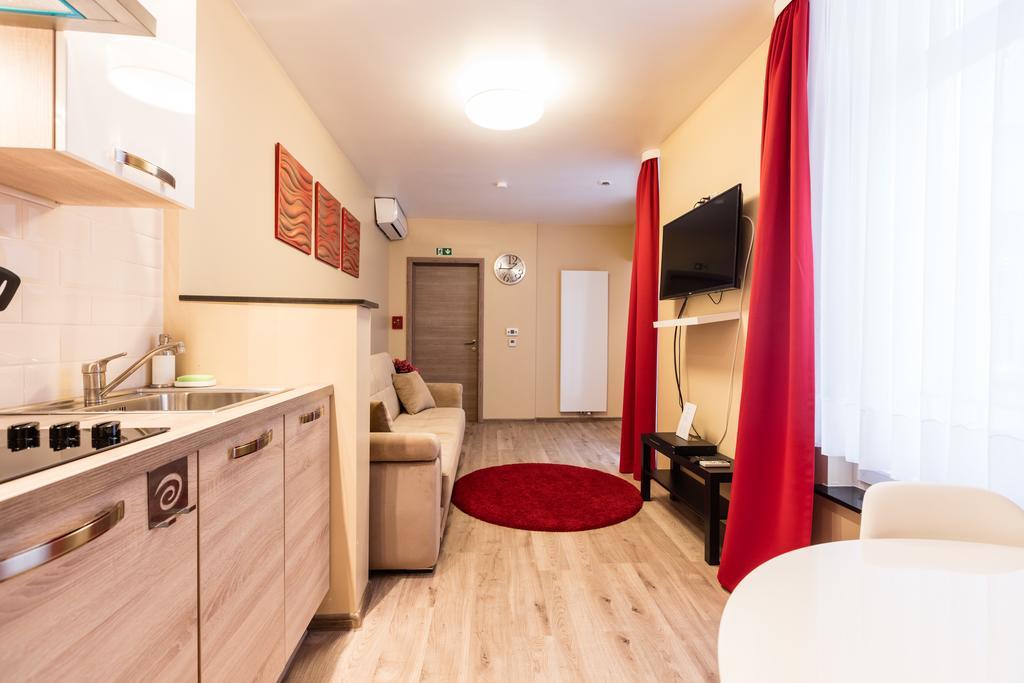 Aparthotel De France 1 2*