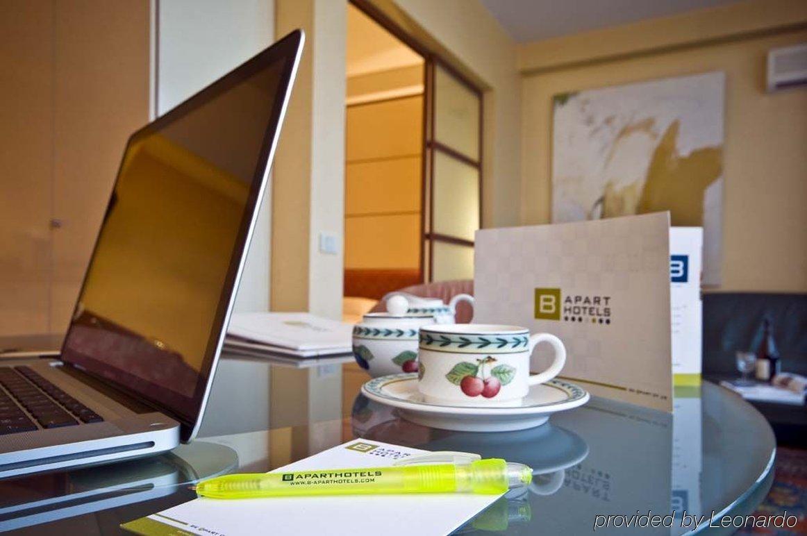 Aparthotel B-aparthotels Louise 3*
