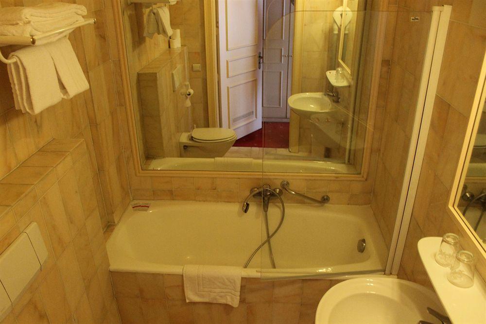 Matignon 3* Bruxelles