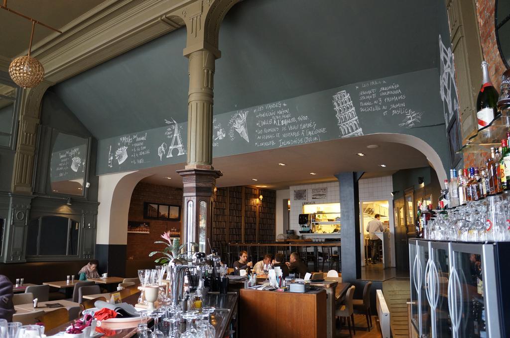 Es 3* Bruxelles