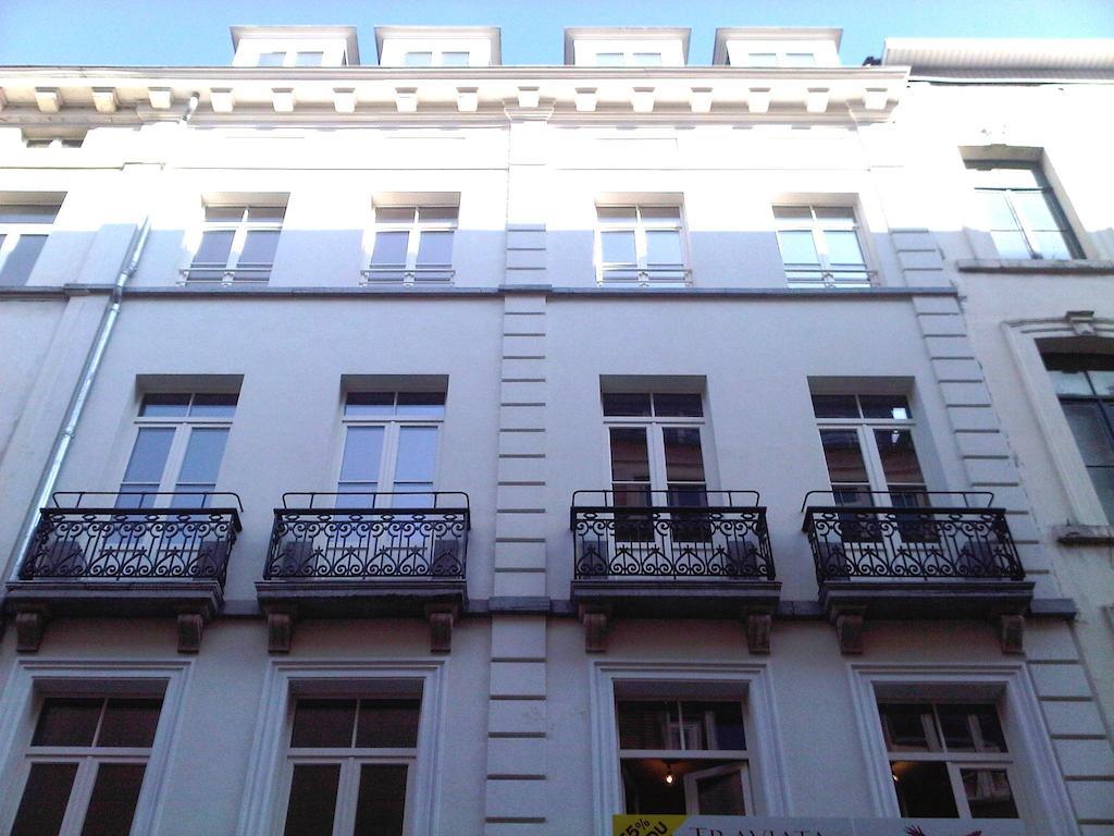Grand Place The Looks Brussels