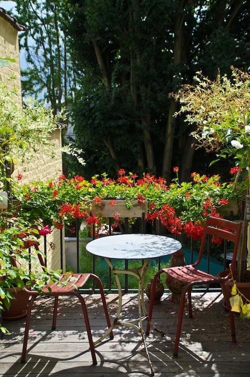 Bed & Breakfast House Ninety 3*