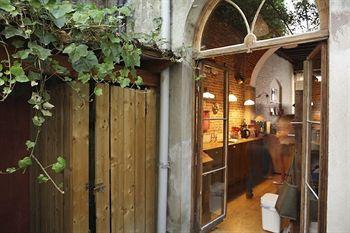 Hotel Carmelites 3*