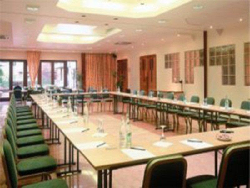 Hotel Western County House 3*