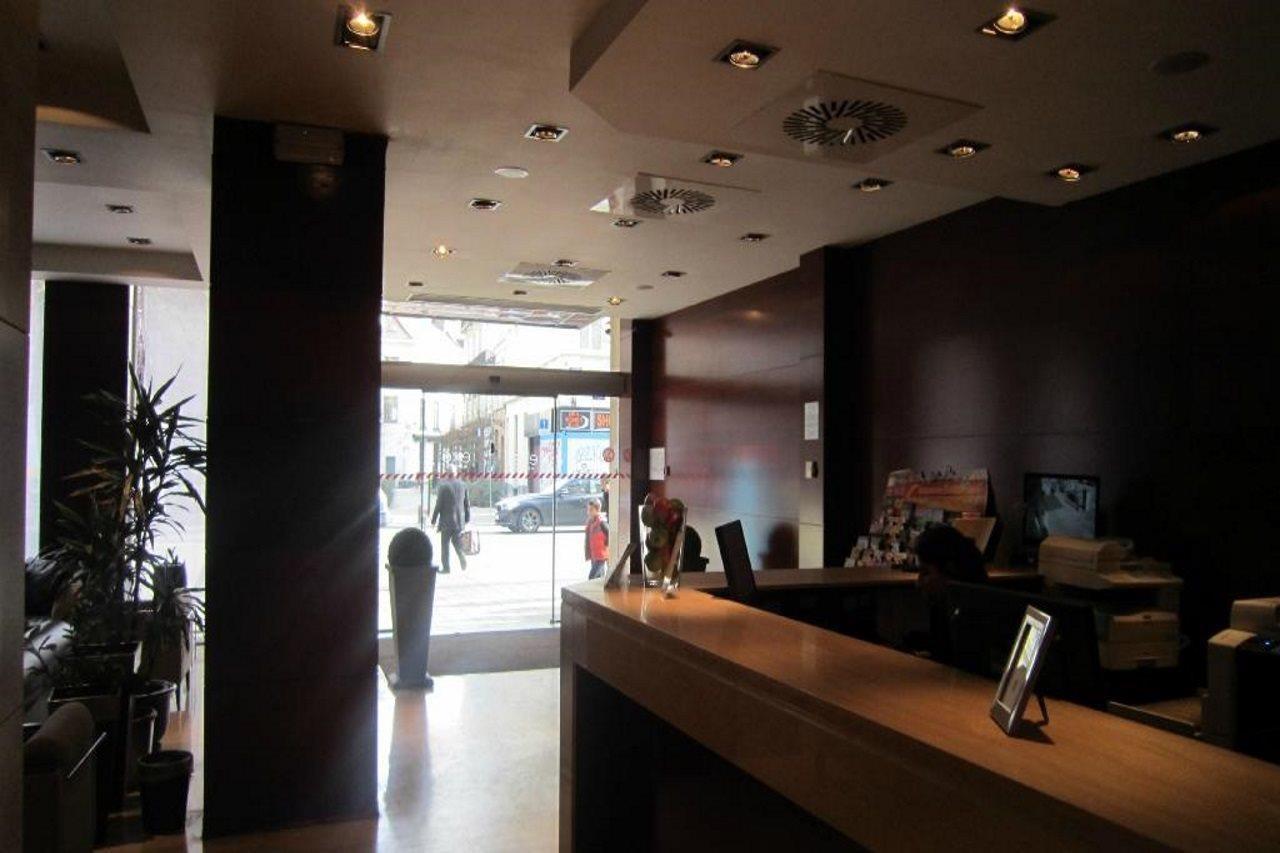 Hotel Catalonia Grand Place