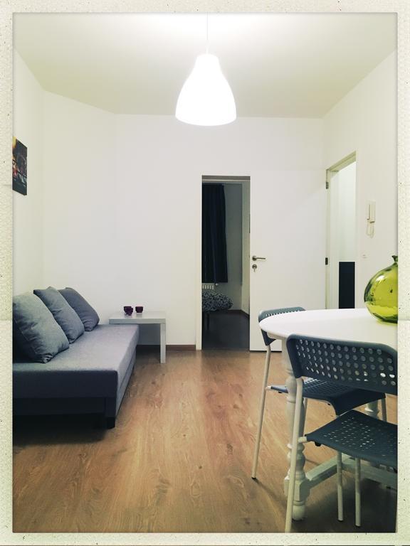 Apartment Second Floor At