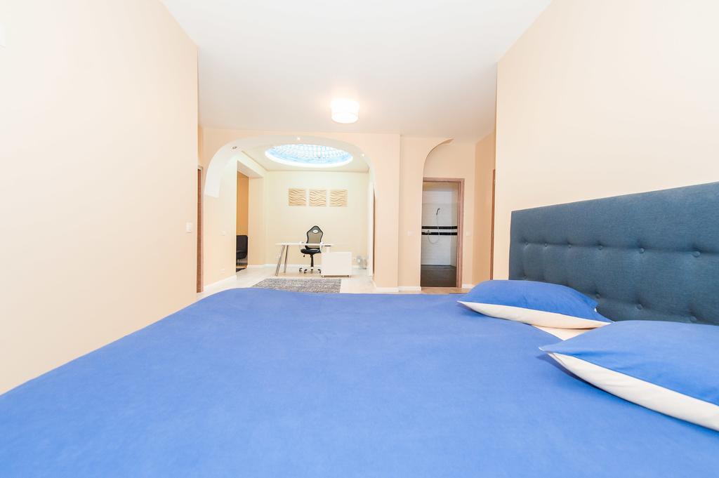 Aparthotel De France 1 2*