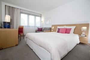 Hotel Novotel Off Grand Place 4*