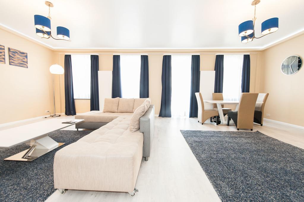 Aparthotel De France 1