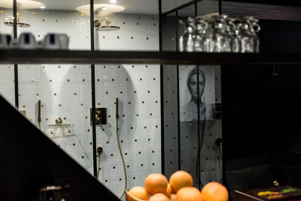 Chambre Avec Jacuzzi Sauna Privatif * Brussels