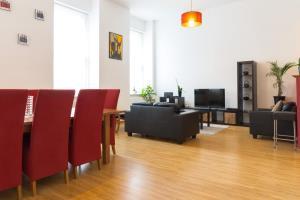 L'ecuyer - 2736 -