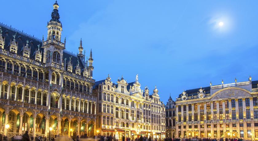 Catalonia Grand Place Hotel 4*