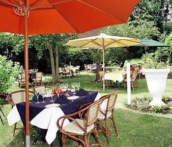 L'auberge Du Souverain 3*