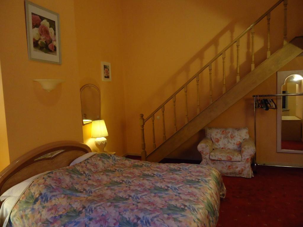 Matignon Hotel
