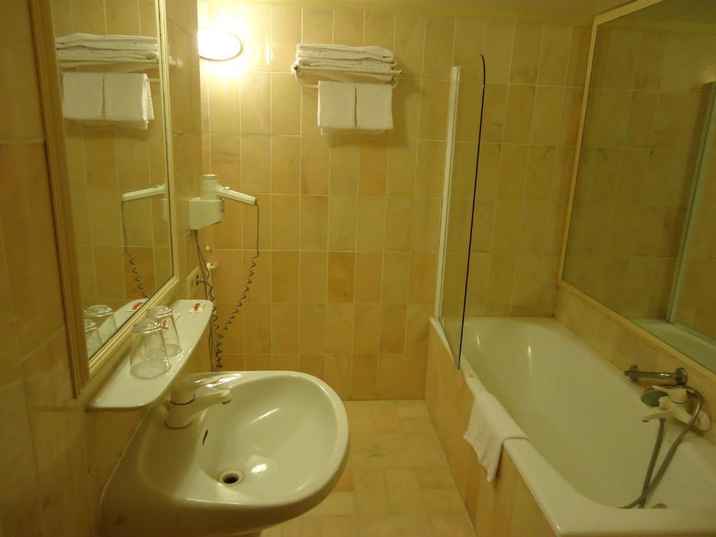 Matignon Hotel 3*
