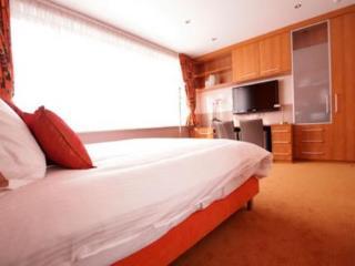 Victory Hotel