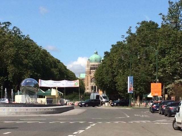 Hello * Bruxelles