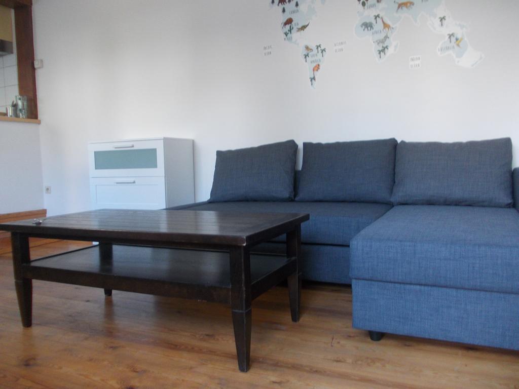 Trone Appartement *