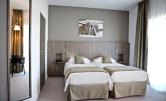 Expo Hotel