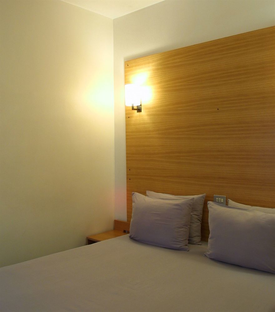 Queen Anne Hotel 3*