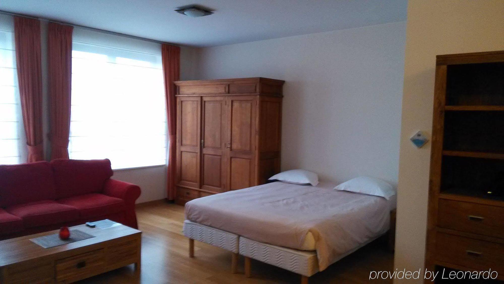 & Housingbrussels