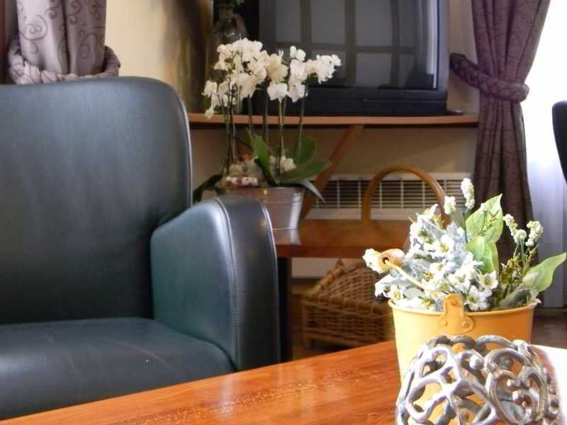 Hotel Campanile Brussel Drogenbos 3*