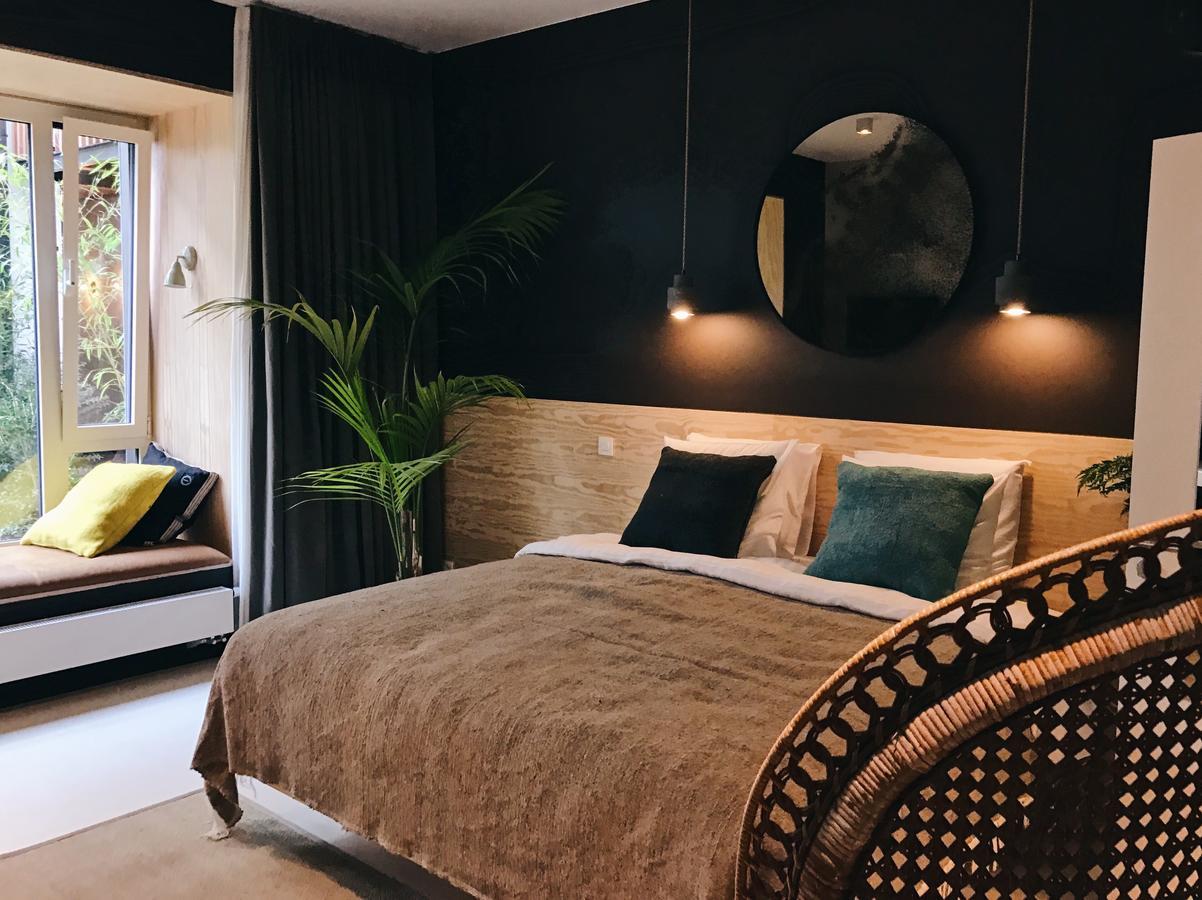 Hotel Latroupe Jardin Secret