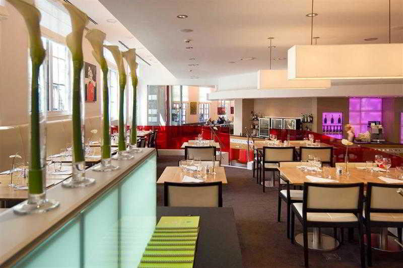 Novotel Off Grand Place Hotel 4*
