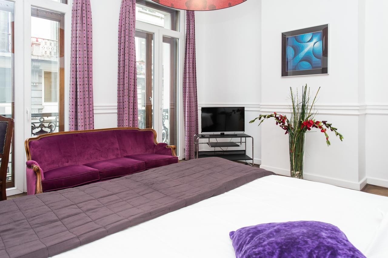 Downtown Bxl Bed & Breakfast 3*