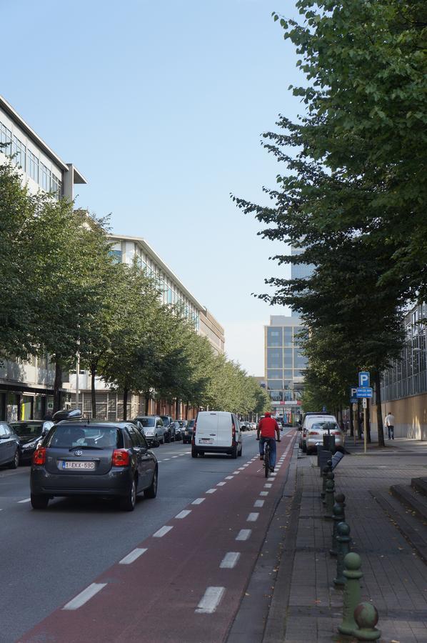 Es Midi * Bruxelles