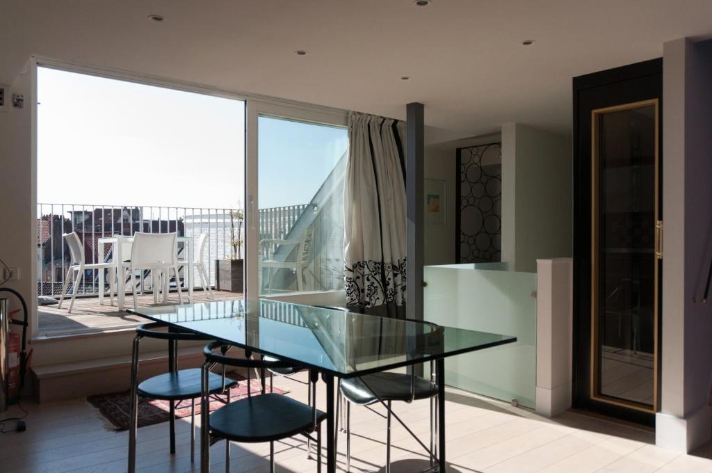 Bed & Breakfast Maison Az