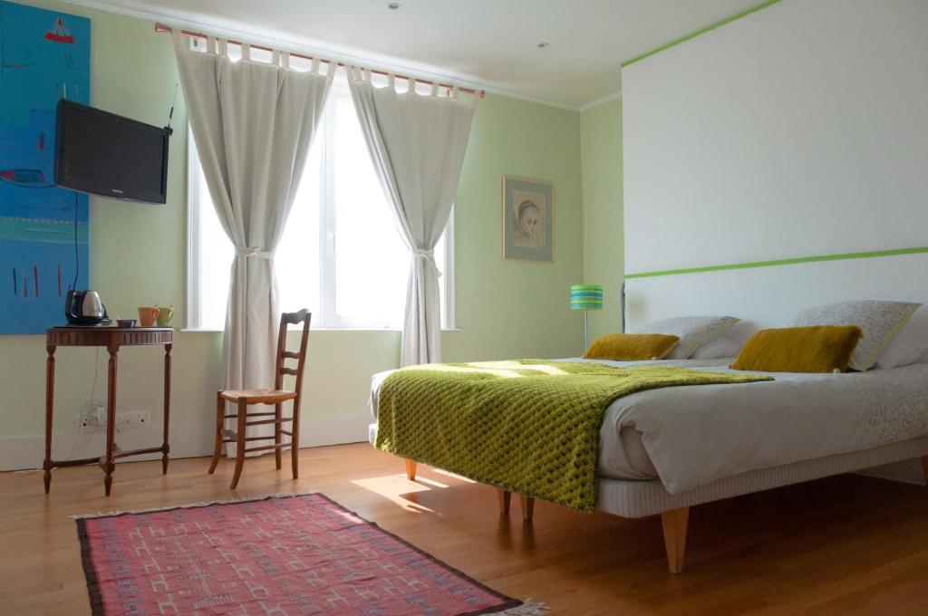 Bed & Breakfast Maison Az 4*