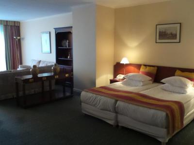 Hotel Western Park 4*