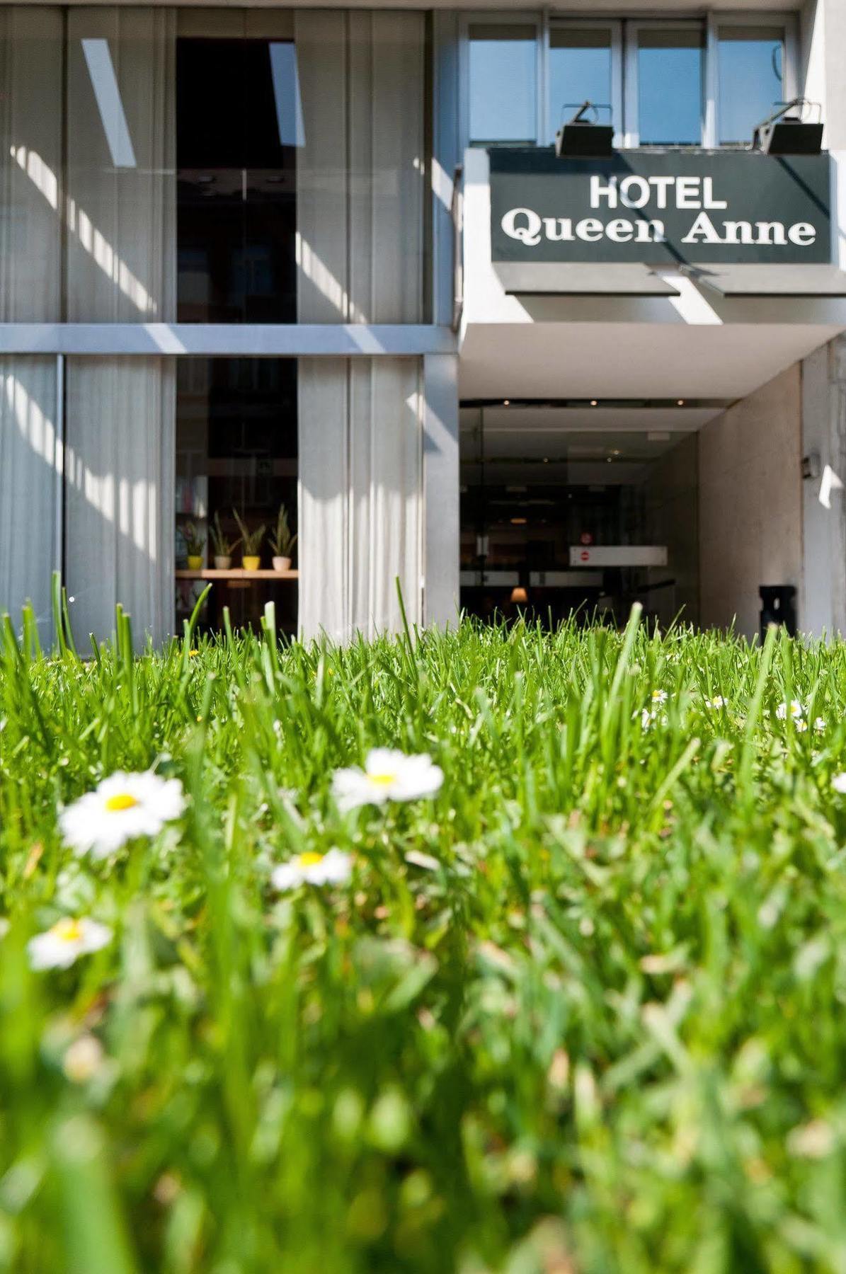 Queen Anne Bruxelles